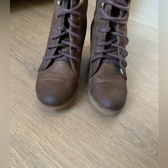 Aldo Genuine Leather Wedge Boots, Size 7 - Picture 10 of 16